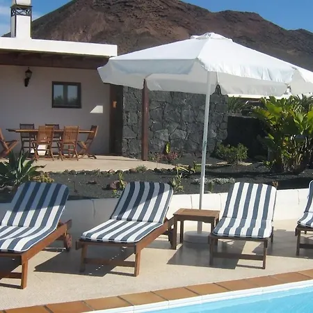 Playa Blanca Sleeps 4 Pool Wifi Playa Blanca (Lanzarote)